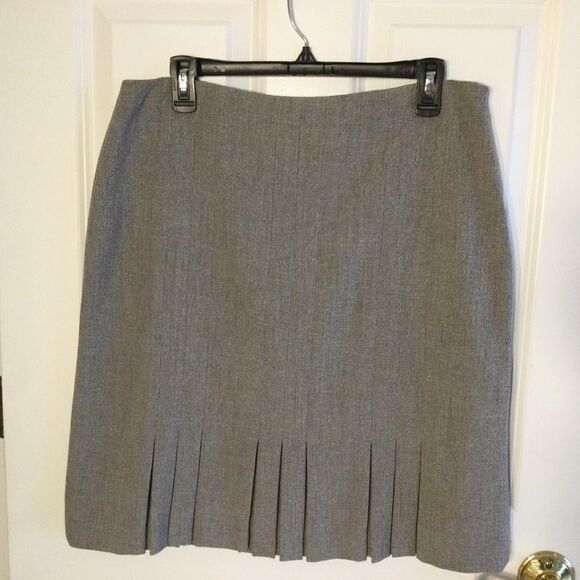 NWOT Anne Klein Sz 10 Women’s Pleated Skirt - Picture 1 of 6